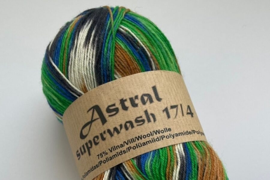 Astral Superwash 17/4  57 100g 420m